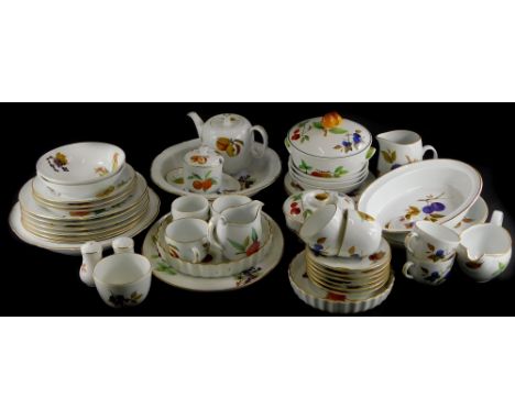 A Royal Worcester Evesham pattern part tea and dinner service, to include tureen and cover, bowls, preserve jar and cover, te