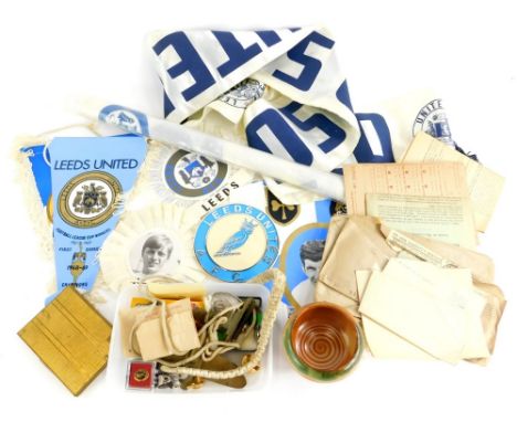 A quantity of mixed ephemera, to include Leeds United vintage football memorabilia, to include Alan Clark rosette, Johnny Gil