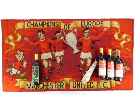 Four bottles of Manchester United official club wine, dated 1994, 95, 96, and a Manchester United commemorative rug.&nbsp;