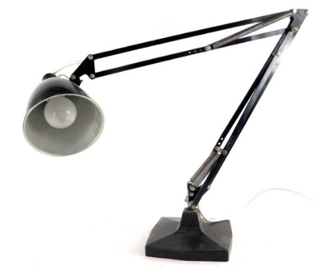 A black vintage Anglepoise type lamp, on a square base. (AF)