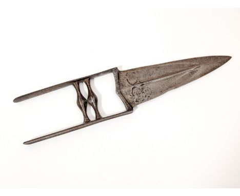 AN INDIAN WOOTZ DAMASCUS KATAR DAGGER.
We offer in-house international shipping for all items - you will receive a quote with