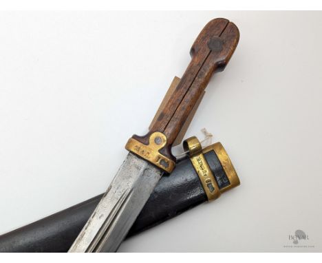 AN IMPERIAL RUSSIAN M1907 BEBUT/KINDJAL SWORD, MARKED 1912, UNIT MARKED 4.TD ON HILT AND SCABBARD, POSSIBLY TEREK ARMY HOST.
