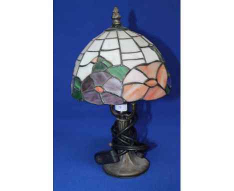 MODERN TIFFANY STYLE LAMP