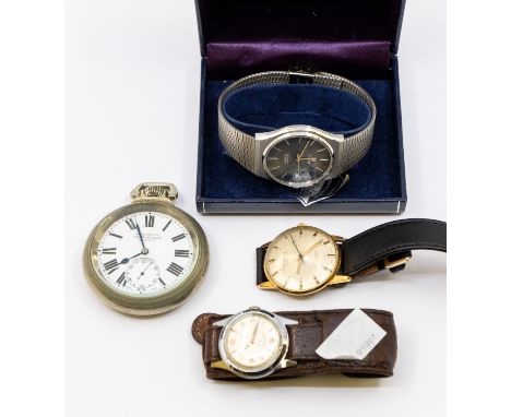 A collection of gents vintage wristwatches to include a steel cased Tissot bracelet watch with blue dial, date aperture, quar