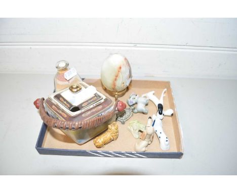 SMALL TRAY CONTAINING QUANTITY OF WADE WHIMSIES, OTHER GLASS ANIMALS, SMALL JAPANESE PORCELAIN BOX AND COVER AND ONYX EGG