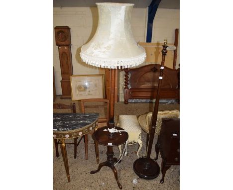 MAHOGANY LAMP STANDARD