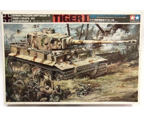 A 1/25 SCALE TAMIYA NO.DTR 111, TIGER I TANK UNMADE KIT  boxed. 