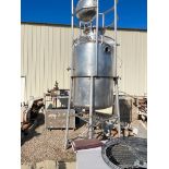 Vertical S/S Vacuum Flavor Tank - Rigging Fees: $200
