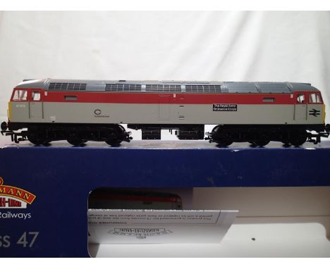 OO gauge Bachmann 31-650 W, class 47 diesel, 47972, Royal Army Ordnance Corps, grey/red stripe, model zone exclusive 395/512,