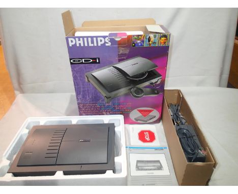 Phillips CD; interactive player, power pack, leads, missing controller, in very good condition, boxed. UK P&amp;P Group 1 (£1