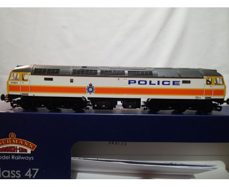 OO gauge Bachmann 31-650 G class 47 diesel, 47829, British Transport Police Livery, in near mint condition, boxed. UK P&amp;P