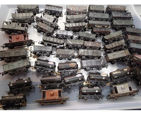 Selection of TT gauge kit built, modified and re-painted wagons, mostly in good condition. UK P&amp;P Group 2 (£20+VAT for th