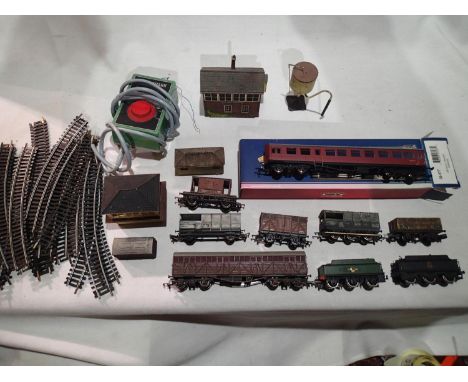 Selection of OO scale wagons, coach and accessories including Bachmann 39-577, BR Crimson auto coach, in excellent condition/