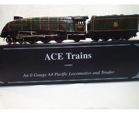 Ace Trains O gauge Sir Nigel Gresley, 60007, Green, Early Crest in near mint condition, storage marks to box. UK P&amp;P Grou