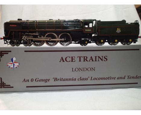 Ace Trains O gauge, Britannia 70000, Green, Early Crest, in near mint condition, slight storage wear to box. UK P&amp;P Group