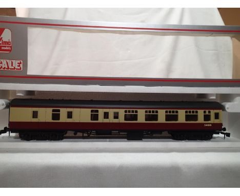 O gauge Lima, B.R Blood/Custard brake/end coach 34100, in near mint condition/ boxed with wear. UK P&amp;P Group 1 (£16+VAT f