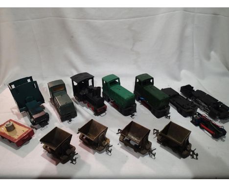 Selection of Garden Railway smaller scale items, Triang Big-Big diesels, Atlas, Magic train etc, plus four Big-Big Tippler wa