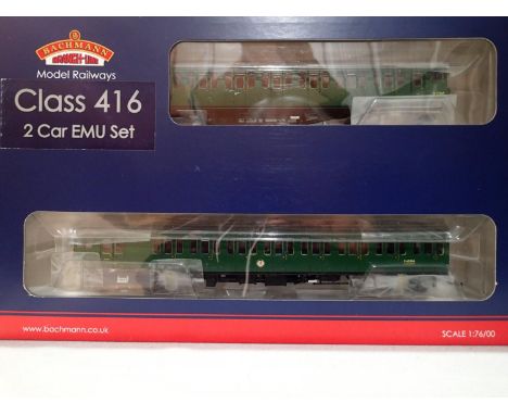 OO scale Bachmann 31-376 class 416, two car E.M.U green in excellent condition, storage wear to box. UK P&amp;P Group 1 (£16+