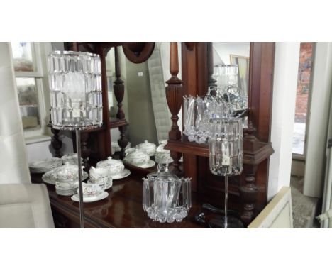 FLOOR LAMP & TABLE LAMP & 2 CEILING LIGHTS