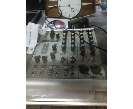 SOUNDCRAFT COMPACT 4 AUDIO MIXER CD/ INSTRUCTIONS