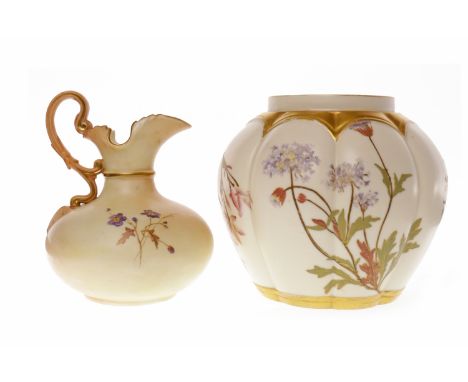 ROYAL WORCESTER POTPOURRI JARof shaped bulbous form, hand decorated with flowers on cream ground, with gilding to rim and foo