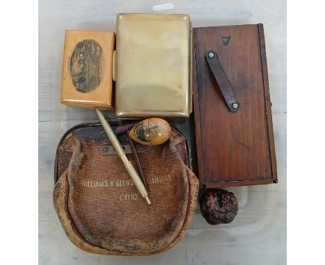 A box of assorted collectables including Mauchline ware, a leather money pouch 'Williams &amp; Glyn's Bank Limited', a cased 