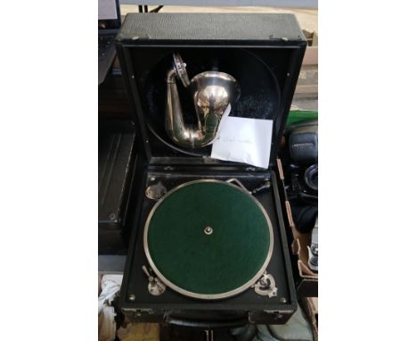 A Decca Telesmatic portable gramophone, model RD 721003, style one (1926-1927), together with a box of gramophone records/78s
