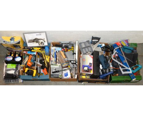 Miscellaneous work tools, including drills and sanders etc 