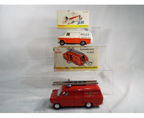 Dinky Toys - Police Accident Unit # 287 with warning signs, cones, driver, mint in vg to exc original yellow picture box and 
