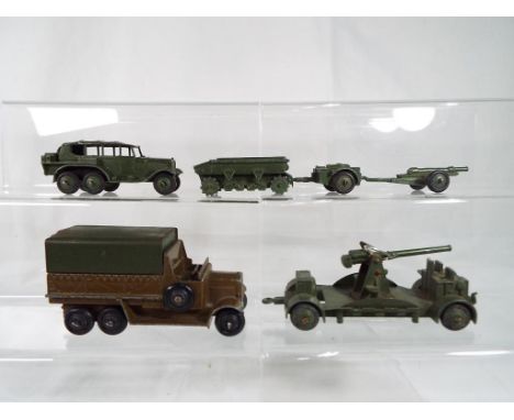 Dinky Toys - 18 Pounder Quick Firing Field Unit # 162. Comprising 162a Light Dragon Tractor, 162b Trailer and 162c 18 Pound G