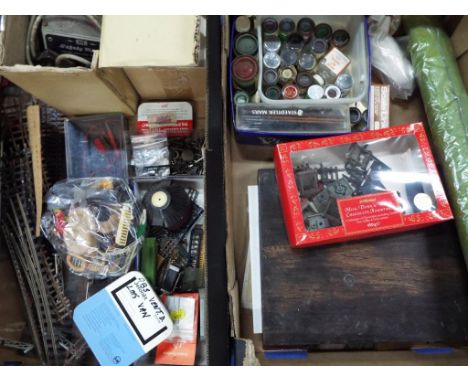 Model Railways - A good mixed lot to include a quantity of 00 gauge track, scenics, a variable power transformer unit, a quan