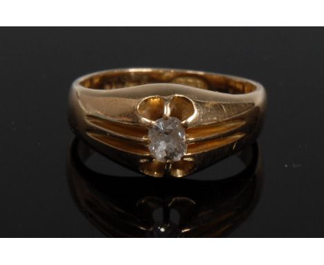 A gentleman's solitaire diamond ring, old cushion cut diamond approx 0.50ct, 18ct gold shank, Size O, 8.2g gross