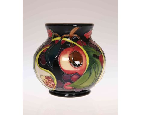 A MOORCROFT "QUEENS CHOICE" VASE, first quality, retains original price label of £325. 11cm