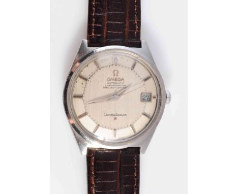 AN OMEGA CONSTELLATION AUTOMATIC CHRONOMETER, with silvered pie-pan dial, baton markers, date calendar and centre sweep secon