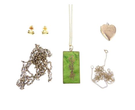 Small quantity of yellow metal jewellery, including a heart shaped locket (a/f), stud earrings, jade-coloured pendant with gi