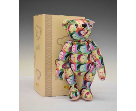 Steiff - Limited edition 'Margarete' teddy bear, 718/2007, 30cm high, in the original box with certificate of authenticity