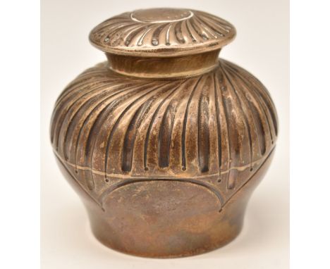 Victorian hallmarked silver tea caddy or similar lidded pot, Birmingham 1898, maker&nbsp;Deakin &amp; Francis Ltd, height 7.5