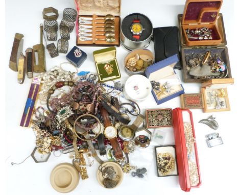 A collection of costume jewellery including paste set and other earrings, vintage brooches, beads, Ronson lighter, etc