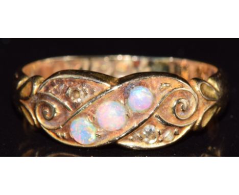 Victorian 18ct gold&nbsp;ring set with opals and diamonds, Chester 1899, 2.4g, size K