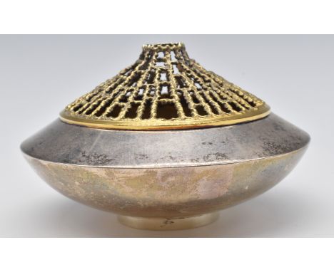Stuart Devlin retro covered bowl with gilt bark effect pierced cover, London 1976, diameter 10cm, height 6cm, weight 199g