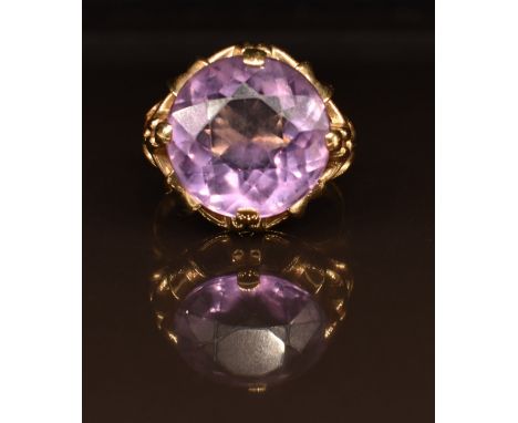 A 14k gold ring set with paste, 4.4g, size K