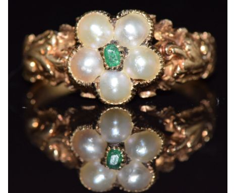 Victorian&nbsp;9ct gold ring set with split pearls, 2.6g, size K