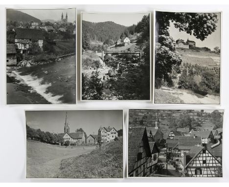 Wolff, Paul: (1887-1951). 13 Aufnahmen von Orten und Landschaften der Murgtalbahn. Vintage Silbergelatineabzüge, um 1930. 21,