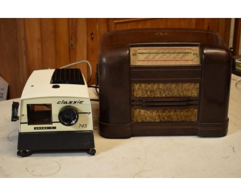 Vintage large Bakelite radio together with Classic Gnome 745 projector (2), both untested.  