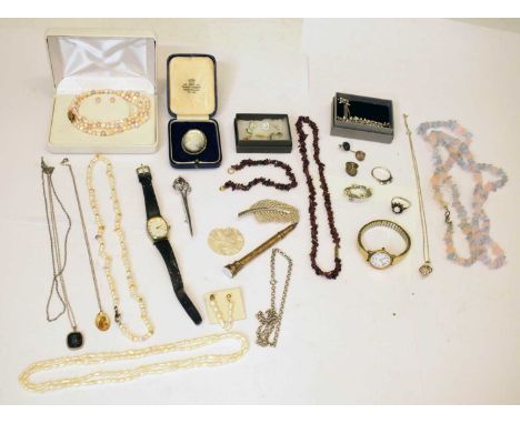 Collection of costume jewellery to include; freshwater pearl necklaces, tumbled garnet bead necklace and bracelet, gem-set ri