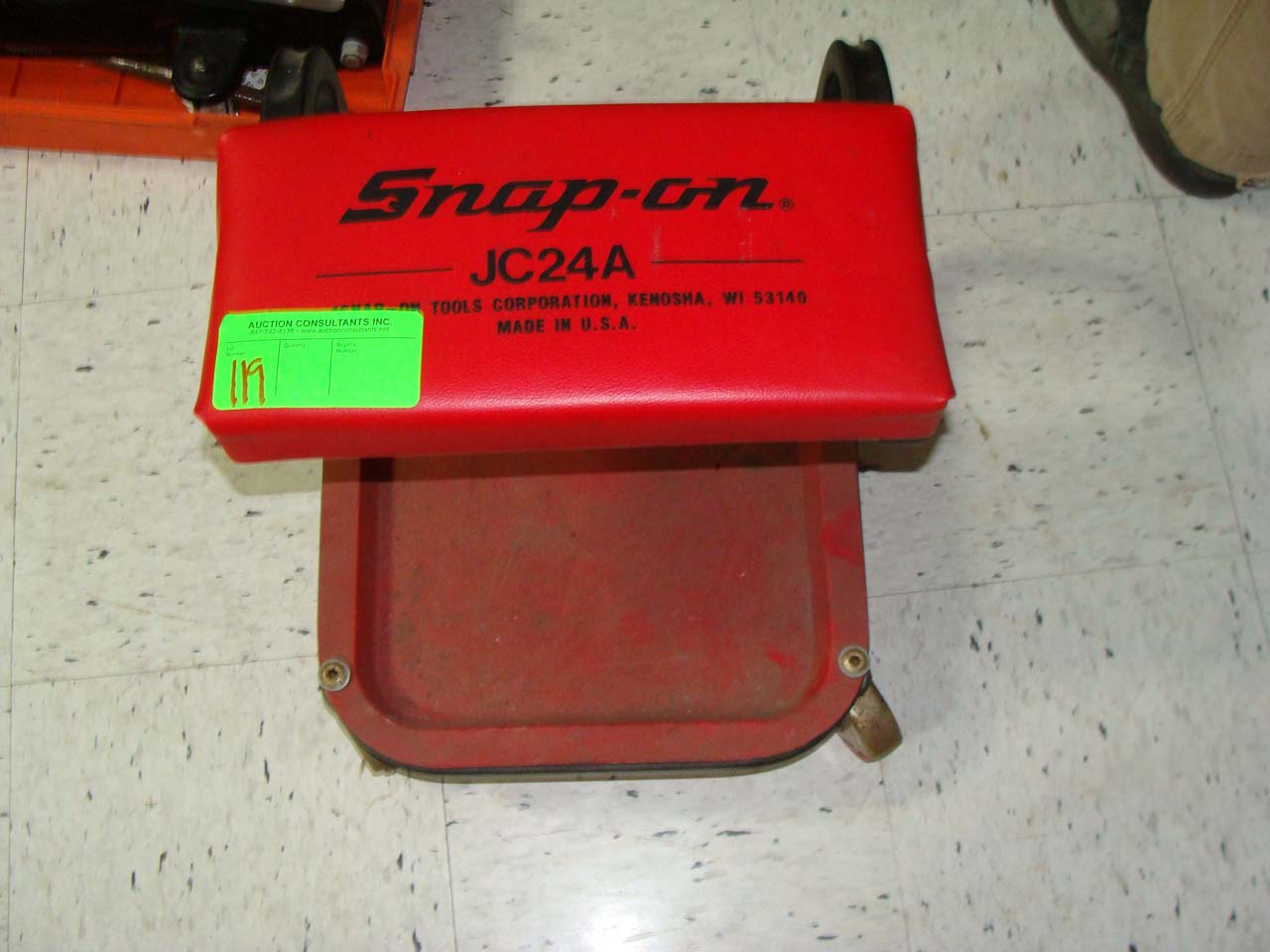 Snap On JC24A Stool on Casters