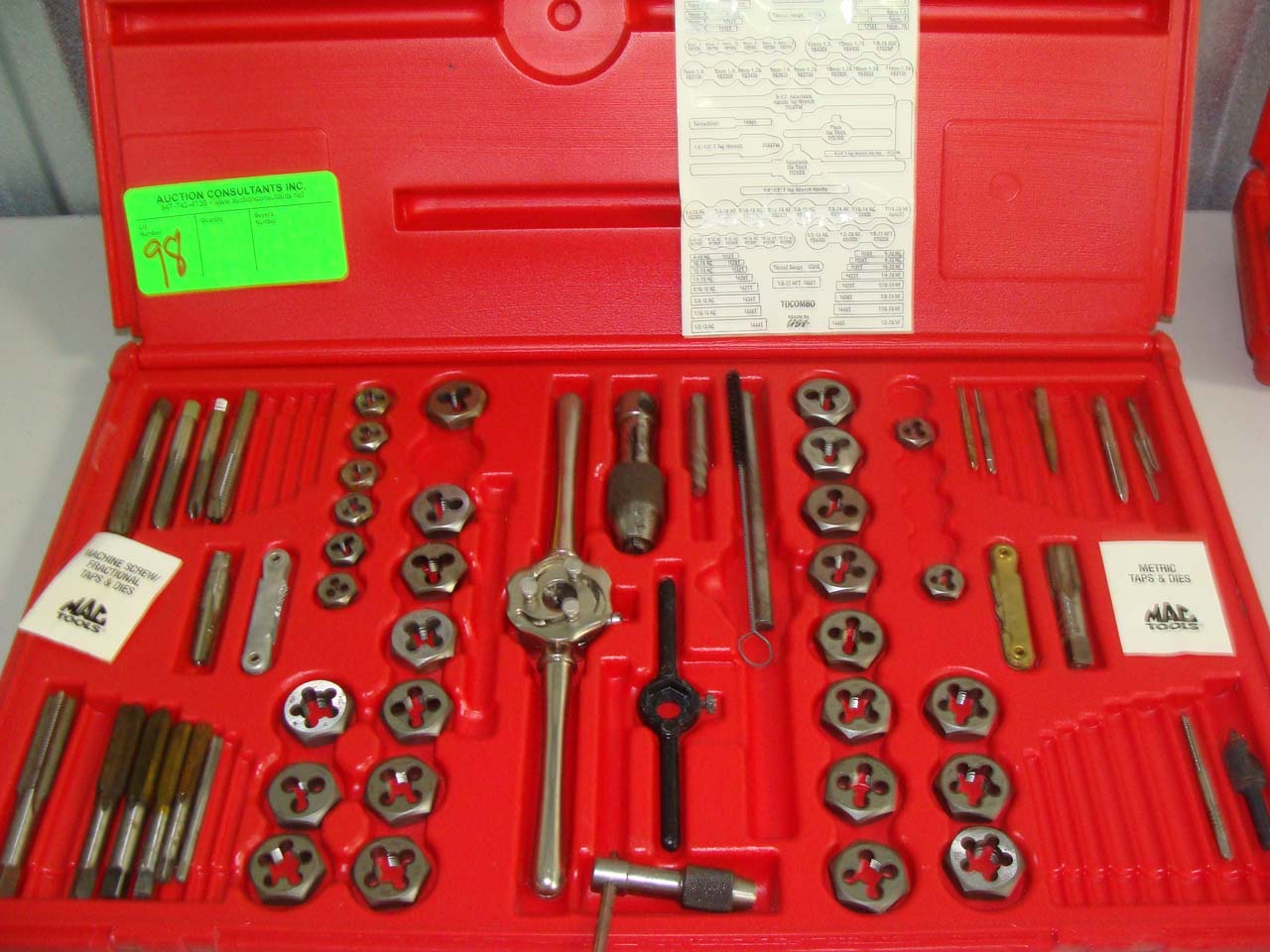 Mac Tool Tap and Die Set