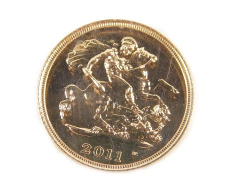 An Elizabeth II gold half sovereign 2011, 4.0g.