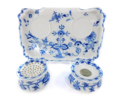 A Miessen 20thC blue and white desk stand, decorated in the Blue Onion pattern, comprising rectangular fluted tray, with ink 