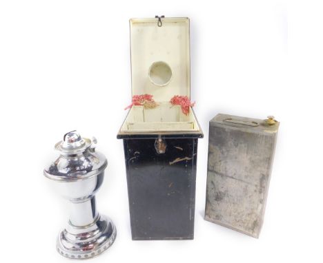 A Sherwoods Kranzow clockwork fan kerosene oil lamp, with oil can, metal cased